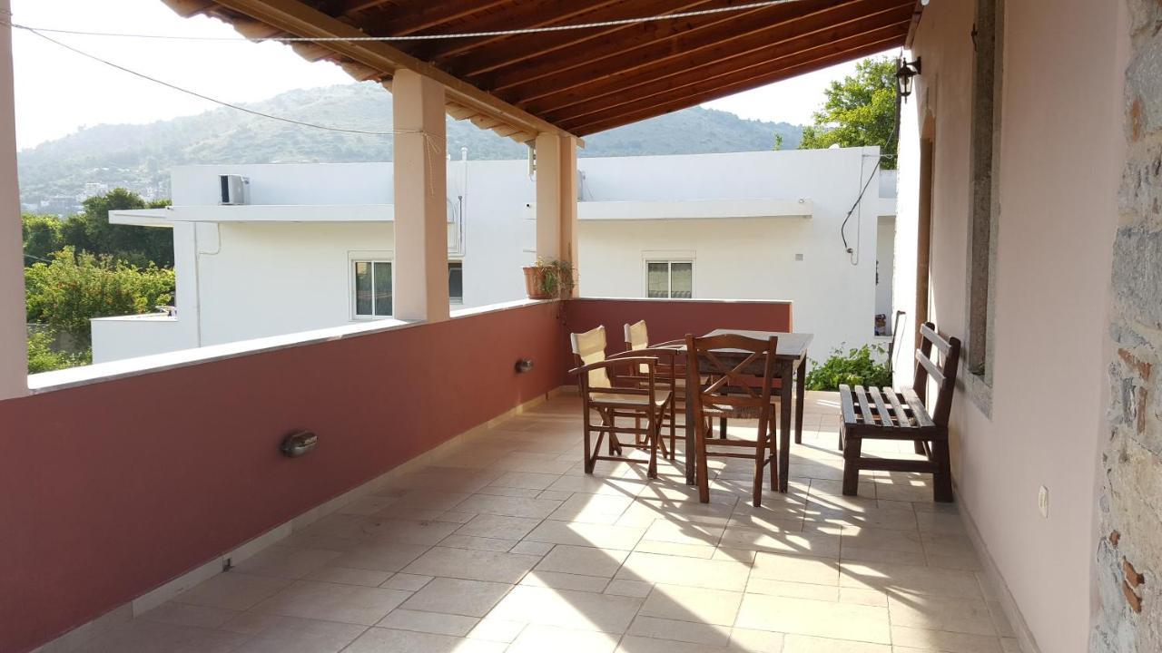 Apartamento Agroktima Mármaron Exterior foto