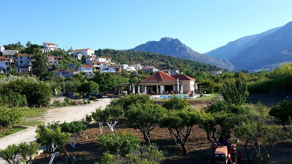 Apartamento Agroktima Mármaron Exterior foto