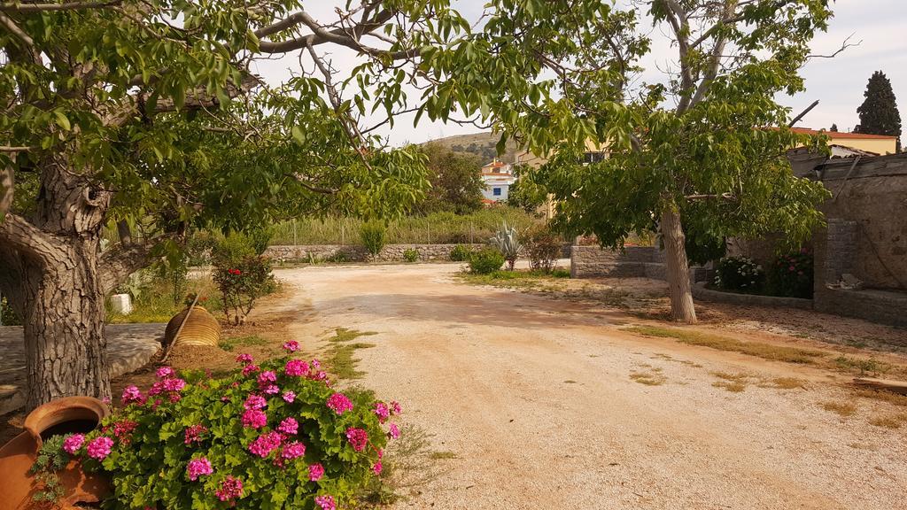 Apartamento Agroktima Mármaron Exterior foto